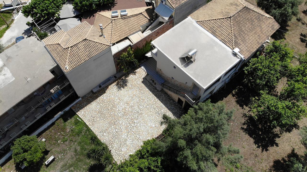 Ta Kavourakia Apartment Mikros Gialos