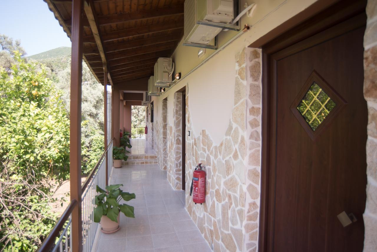Apartment Ta Kavourakia